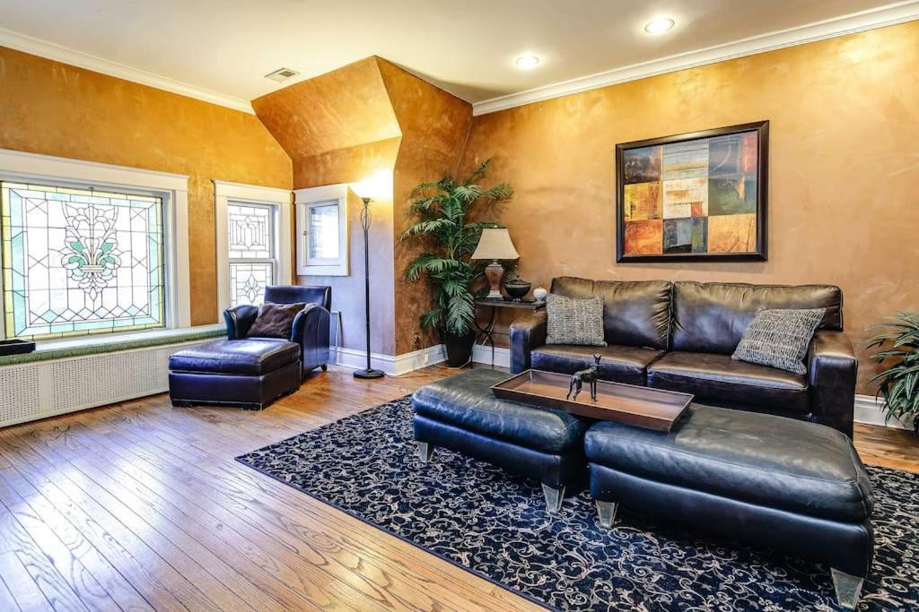 시카고 Historic And Unique Brownstone In Gold Coast - Downtown - 3 아파트 외부 사진